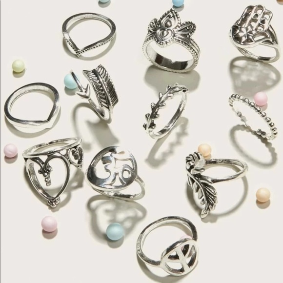 11 Piece Hamsa & Leaf Ring Set - Picture 2 of 3